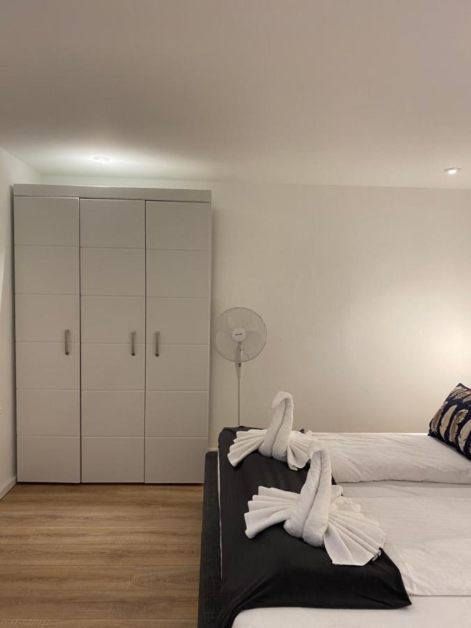 Dreamy Luxury Basement In Appartement