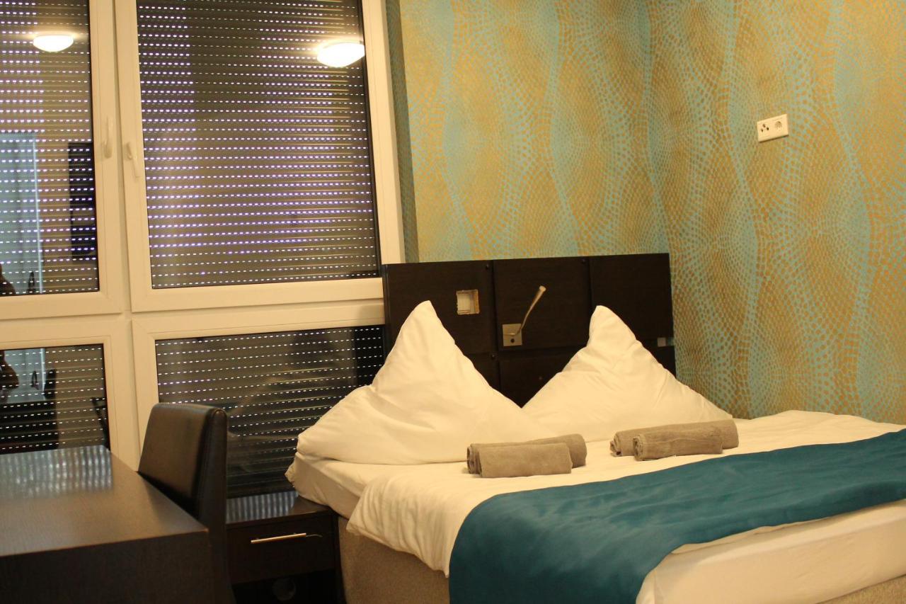 Hotel Lovely Studio West - Neues Momomotel *