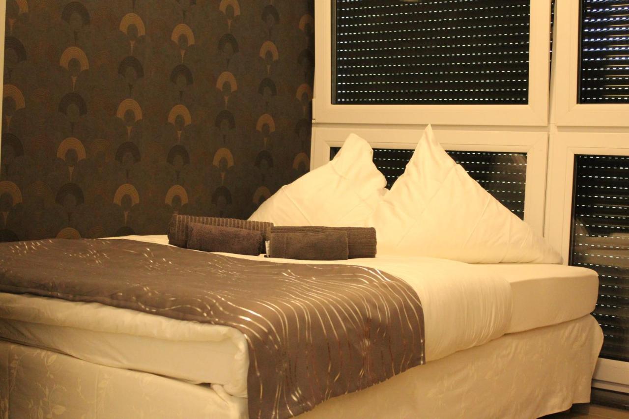 Hotel Lovely Studio West - Neues Momomotel *