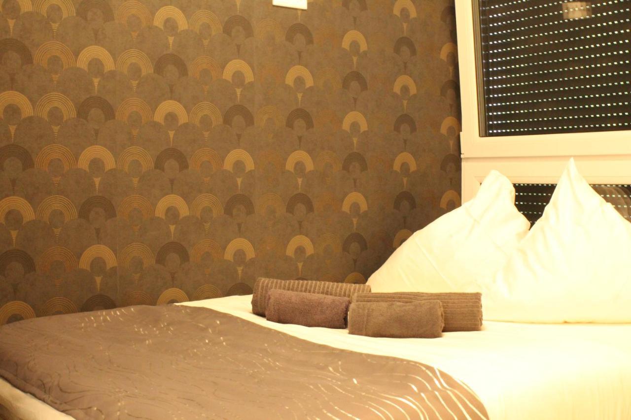 Hotel Lovely Studio West - Neues Momomotel *