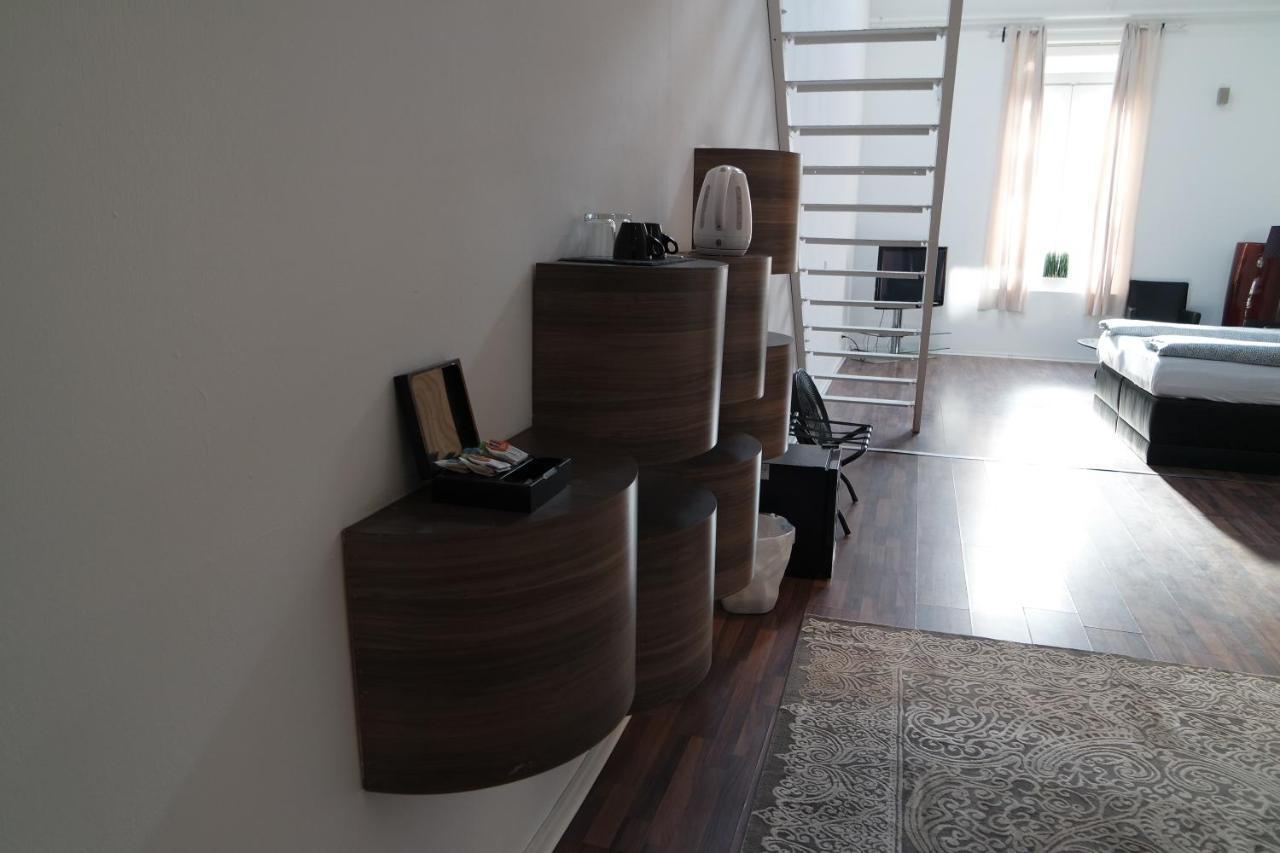 Atelier Lofts *