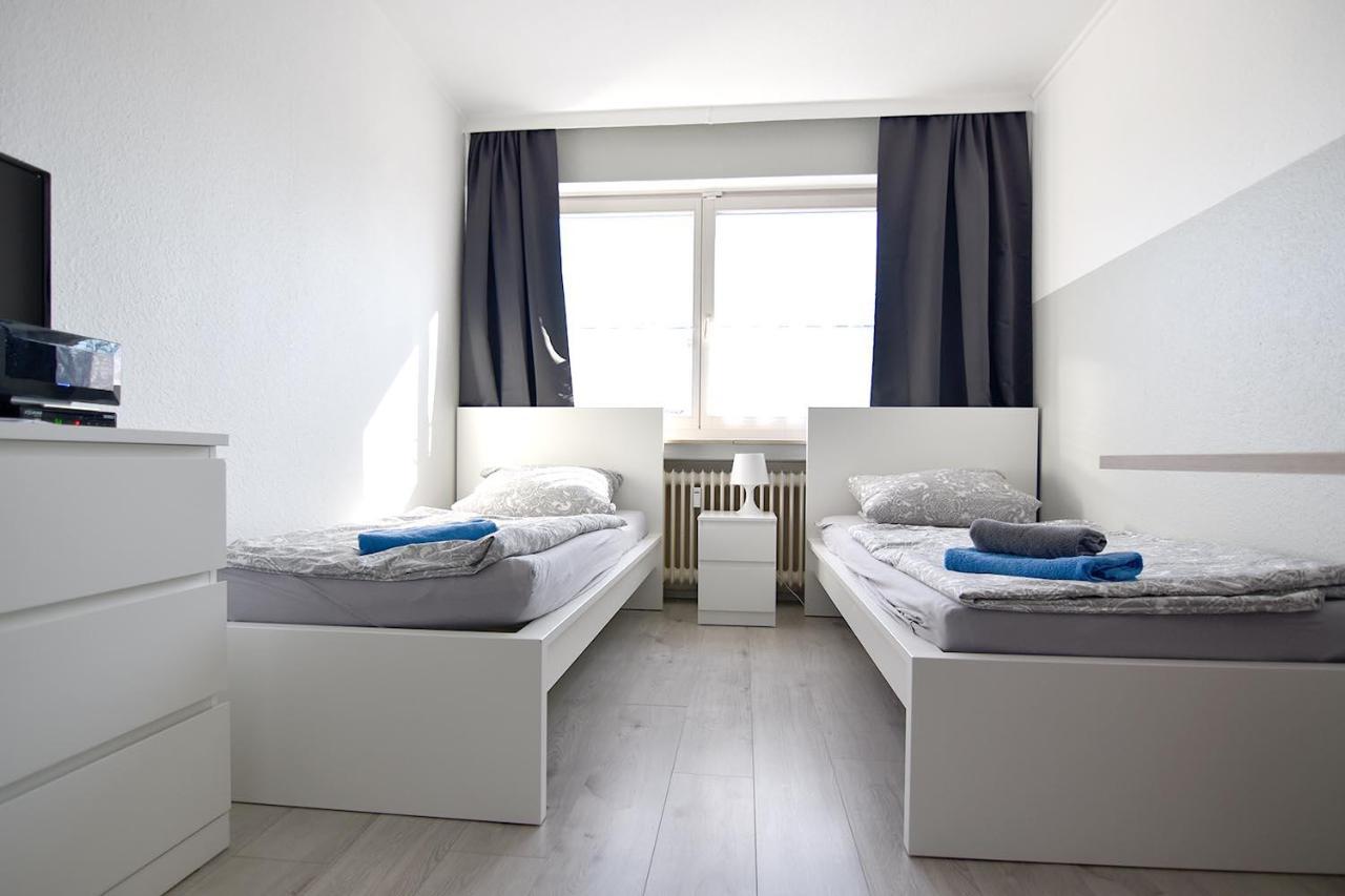 Easy Work And Apartment *