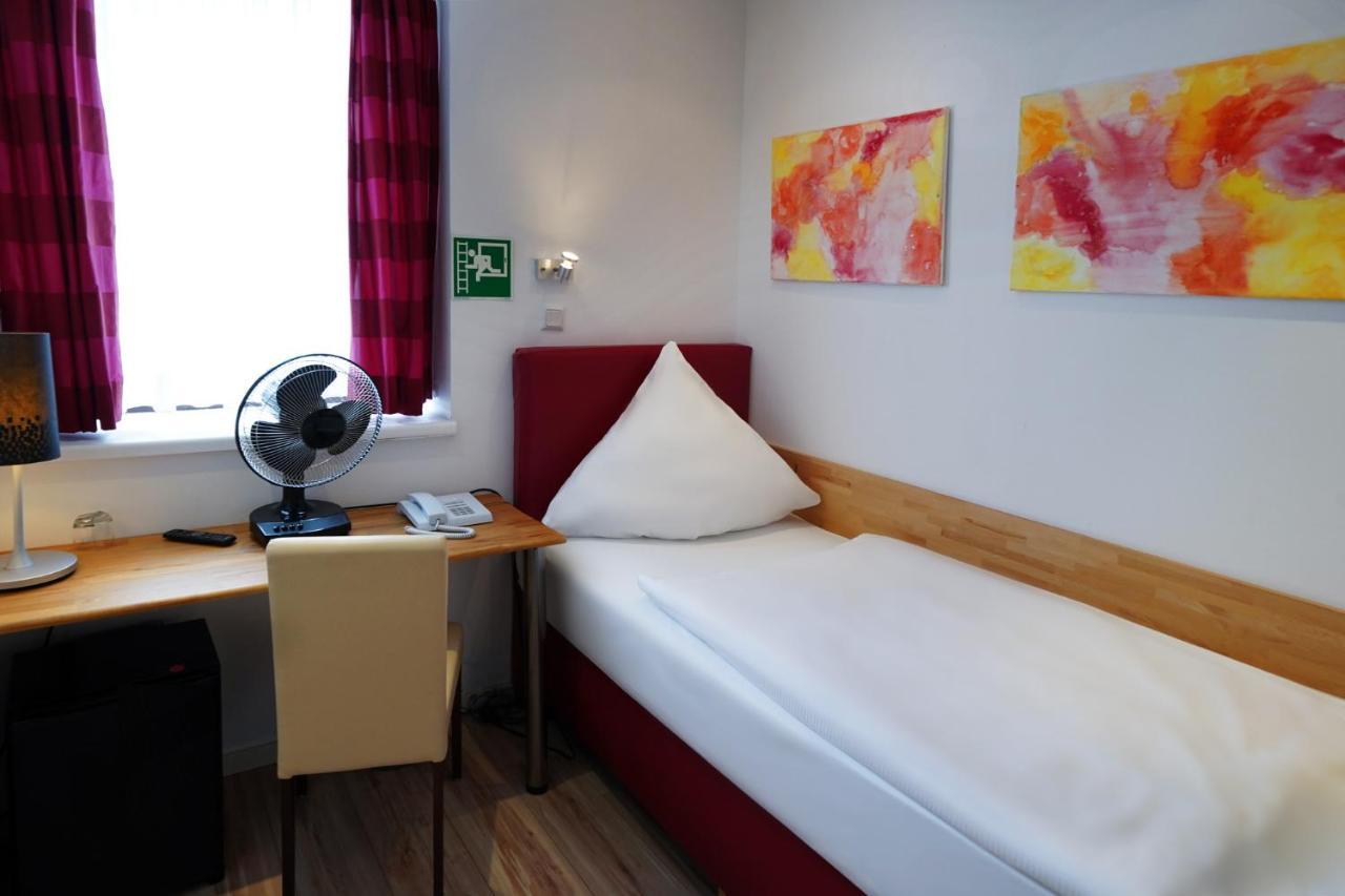 Hotel Im Kupferkessel Cologne
