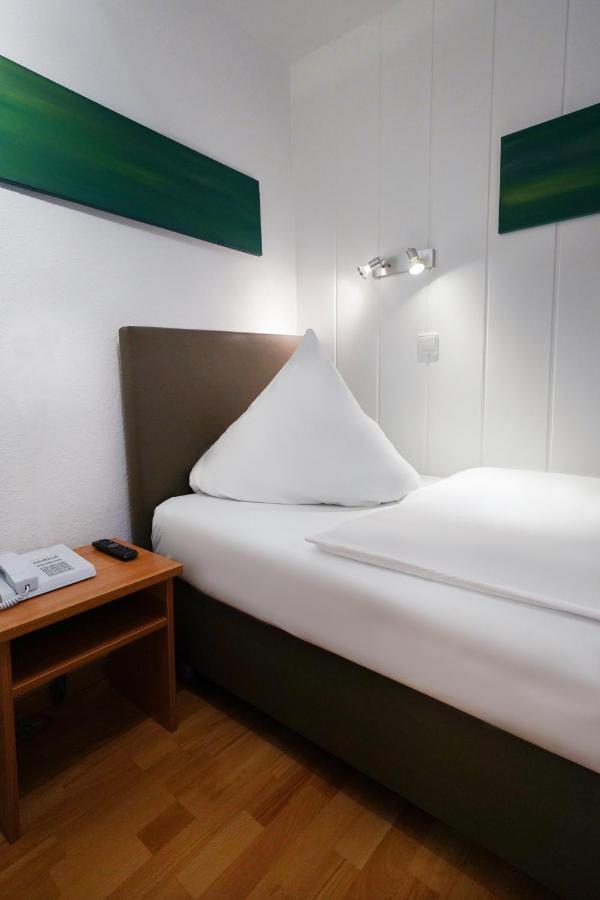 Hotel Im Kupferkessel Cologne