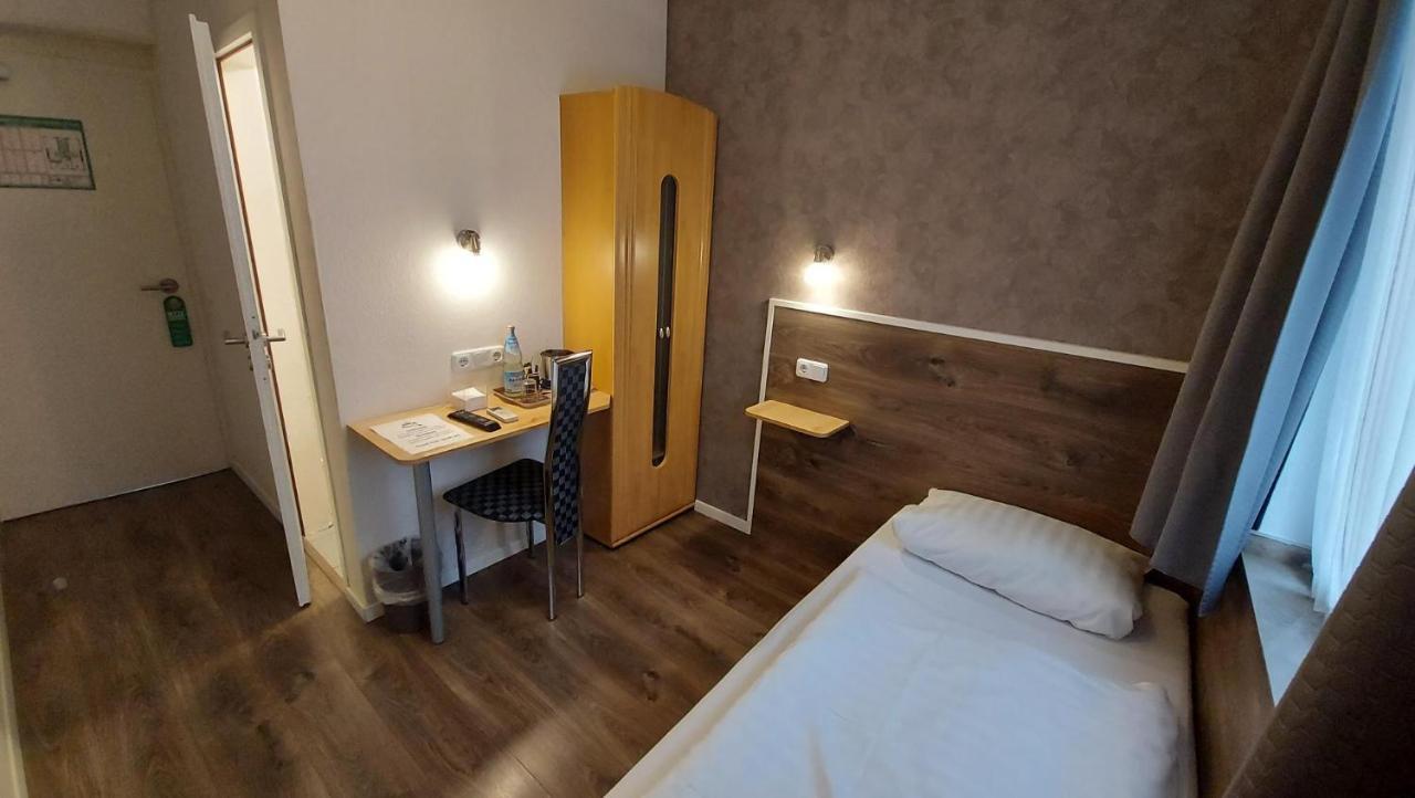 Mueller Hotel Cologne