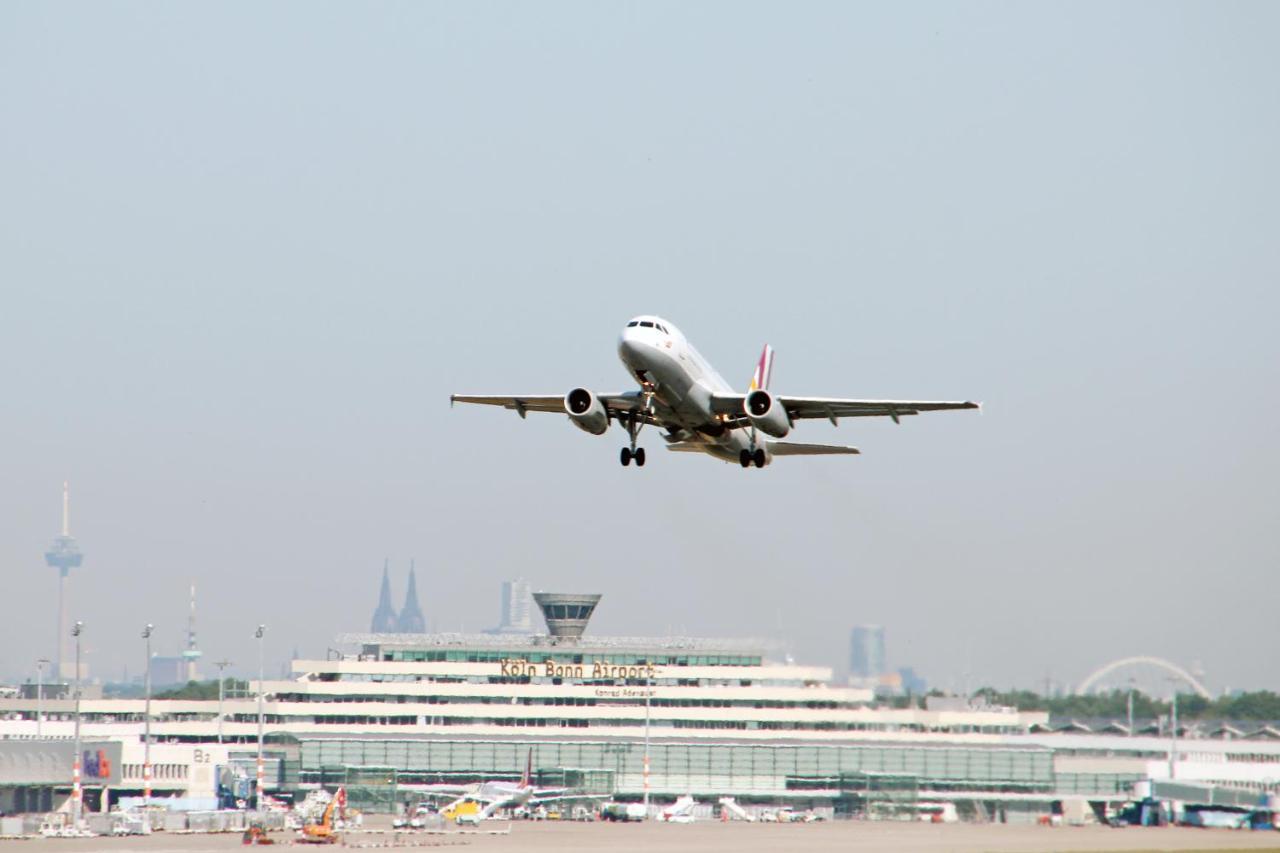 Hotel Smarty Airport - Kontaktloser Self Check-in