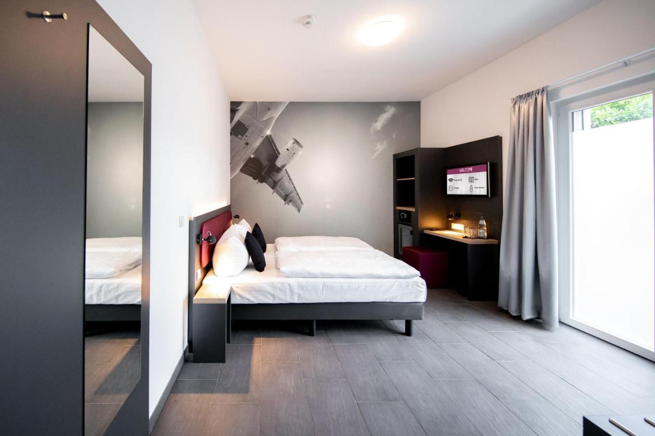 Hotel Smarty Airport - Kontaktloser Self Check-in Cologne