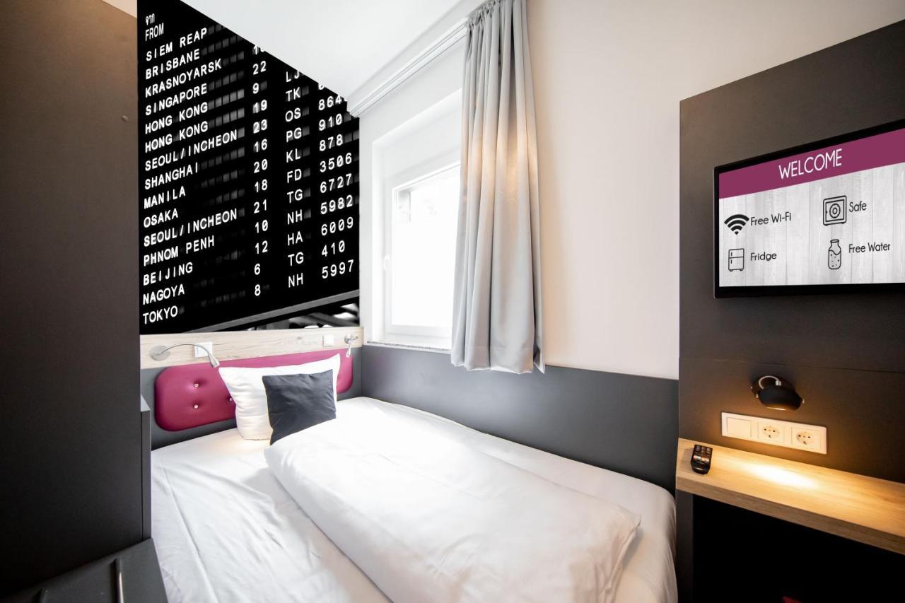 Smarty Airport - Kontaktloser Self Check-in 3* Cologne