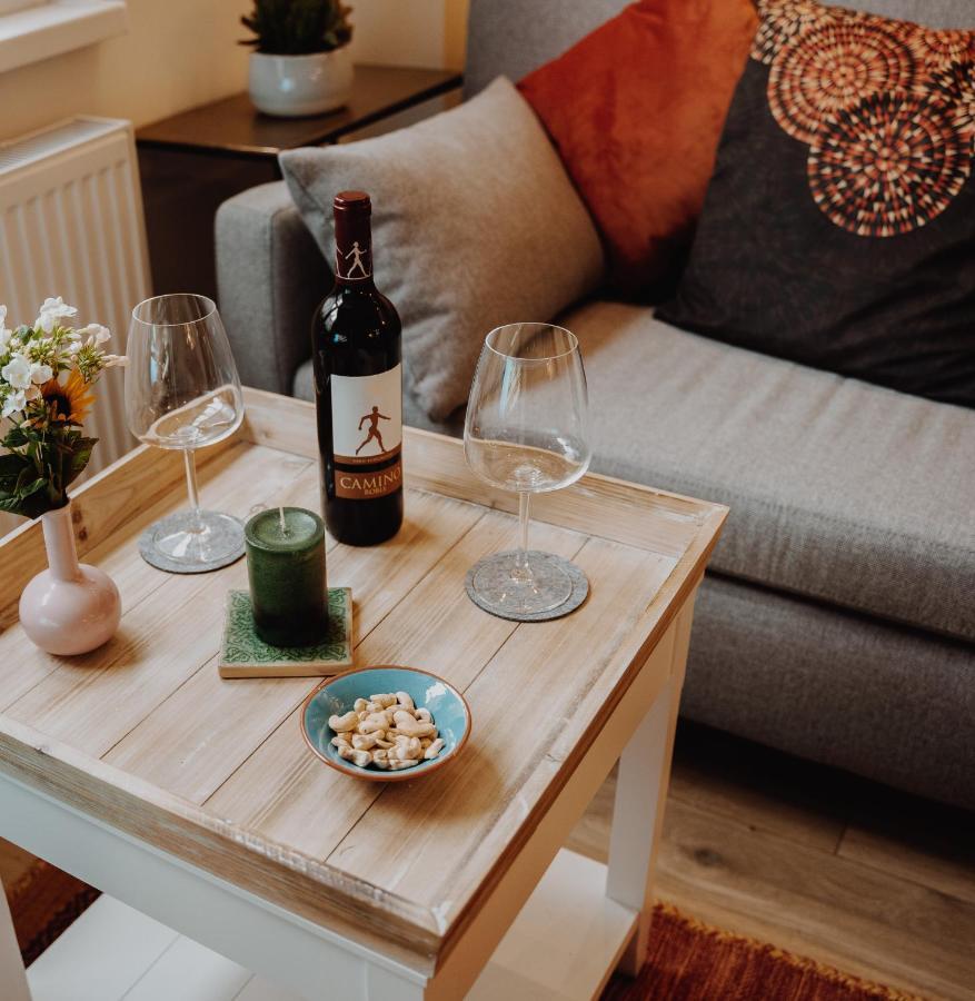 Muelheim, Schoenes Apartment, E-werk, Palladium, Carlswerk, Messe, Lanxess-arena *
