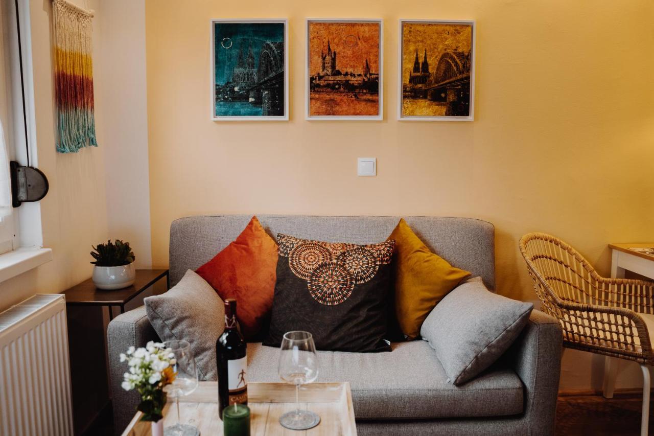 Appartement Muelheim, Schoenes Apartment, E-werk, Palladium, Carlswerk, Messe, Lanxess-arena *