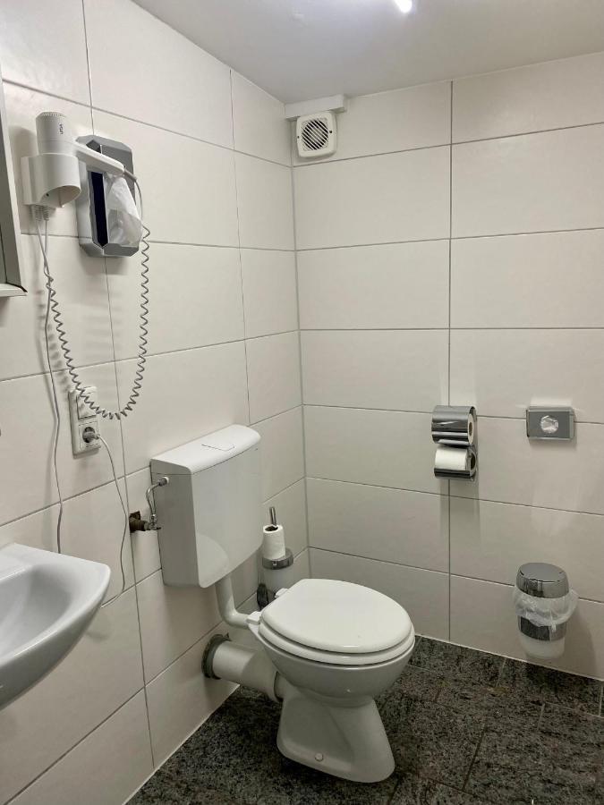 Hotel Moji Sieversstrasse Kolonia