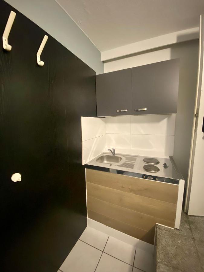 Moji Sieversstrasse Hotel