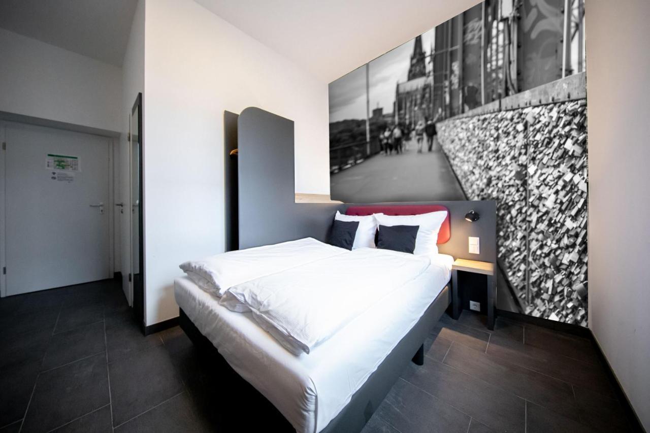 Hotel Smarty Dom - Boardinghouse - Kontaktloser Self Check-in Cologne