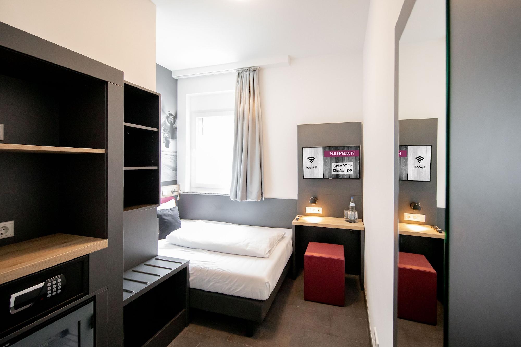 Smarty Dom - Boardinghouse - Kontaktloser Self Check-in Cologne