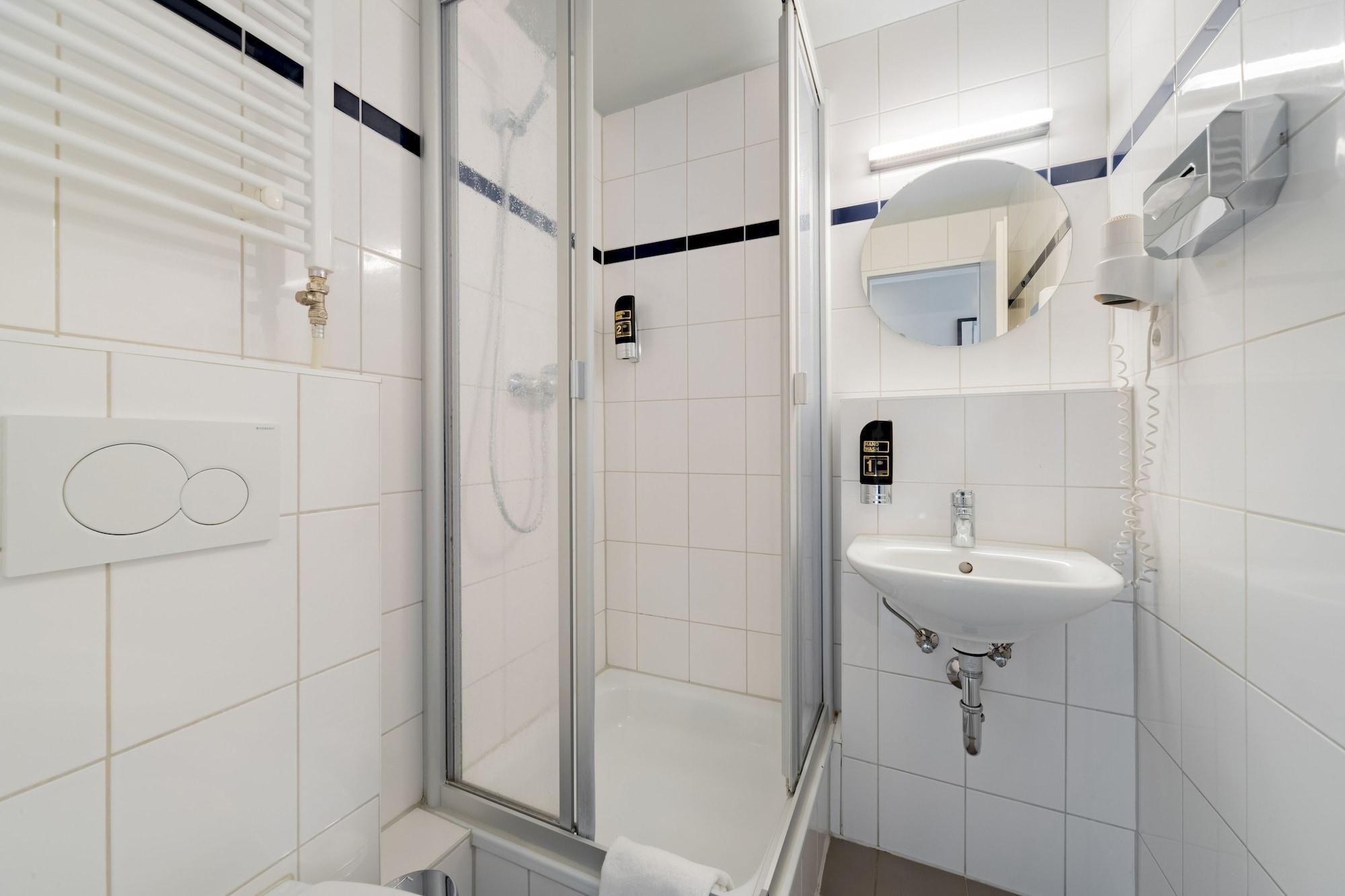 A&o Dom Hotel Cologne