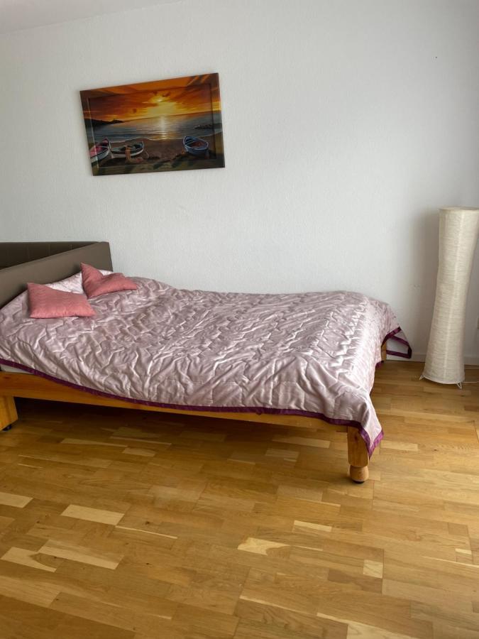 Apartment Ferienwohnung *