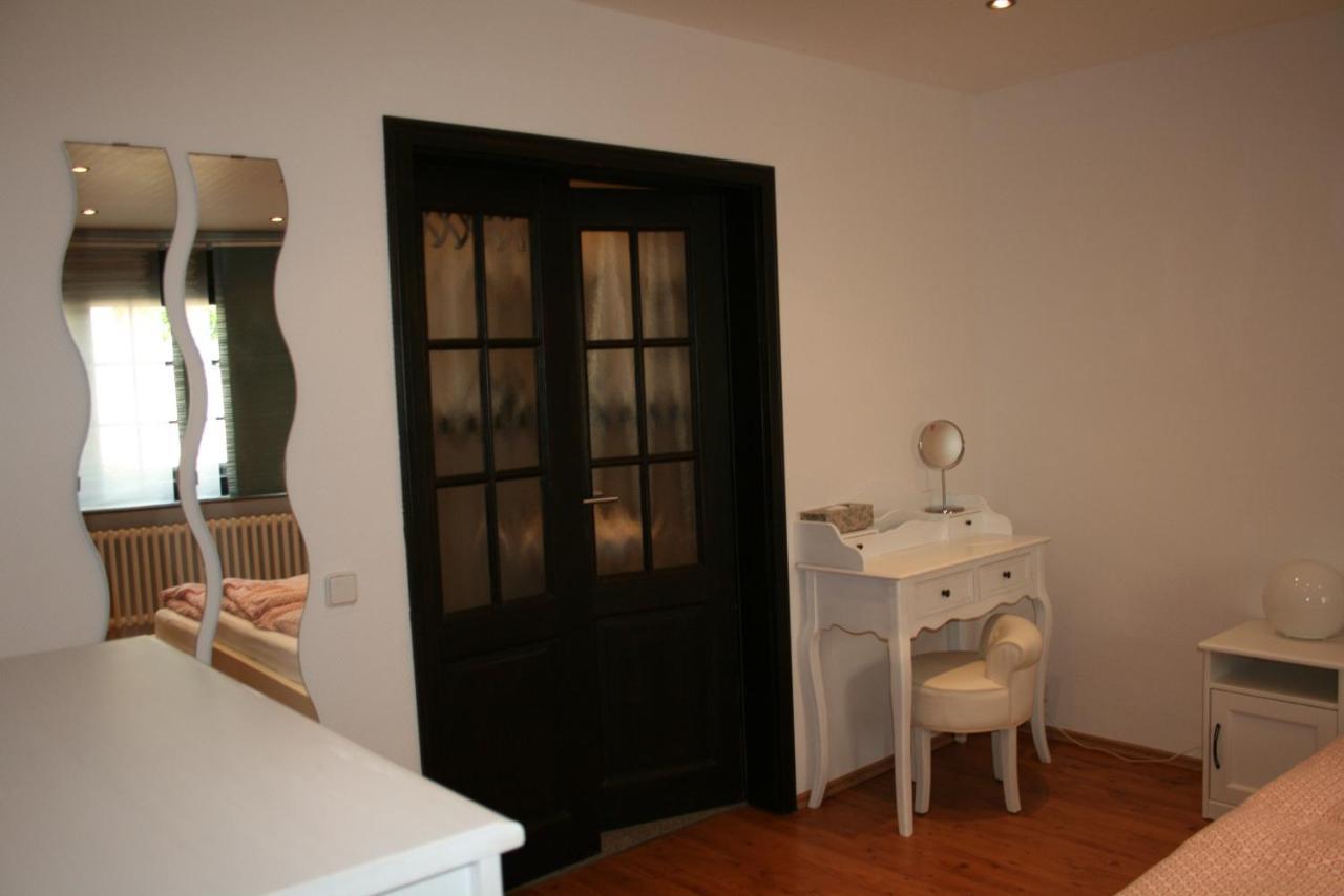 Apartment Ferienwohnung Alt-bocklemünd Köln