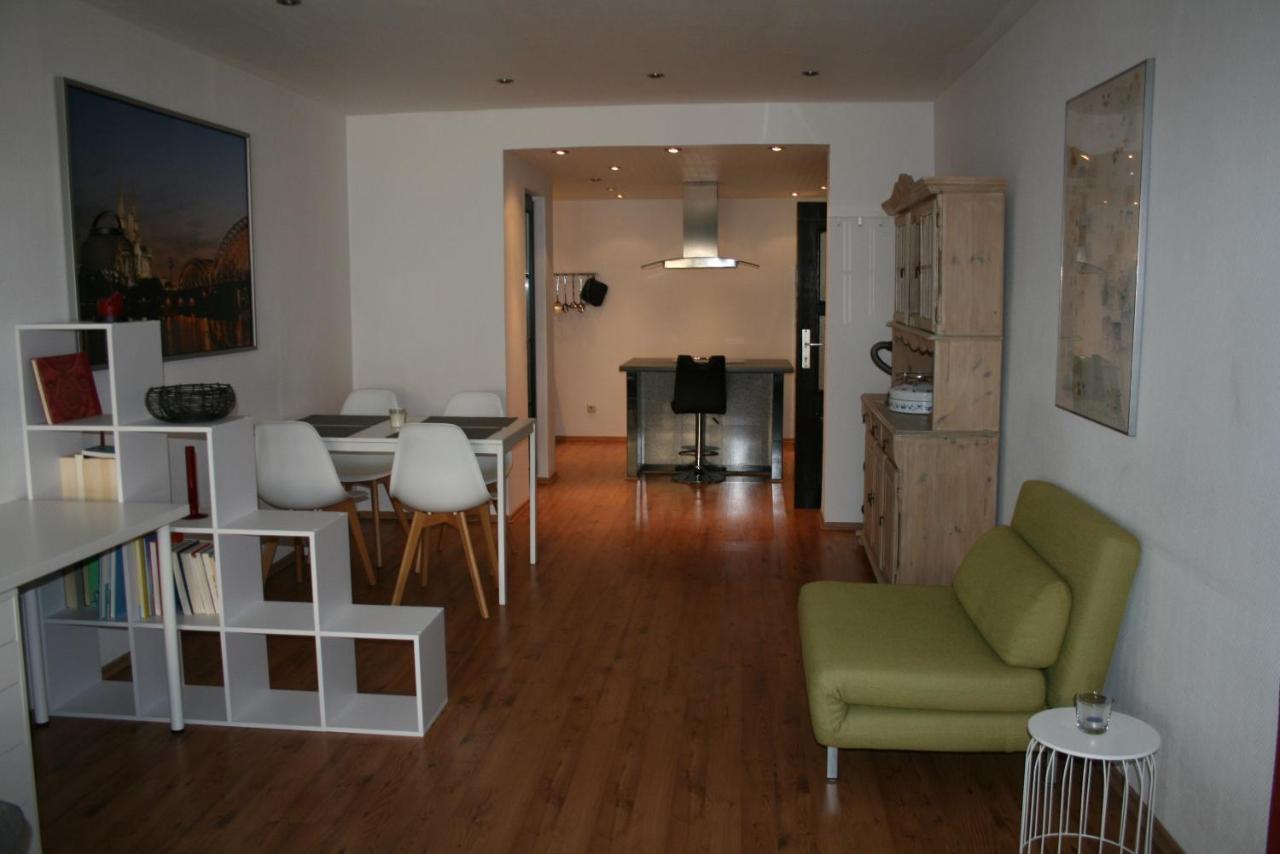 Apartment Ferienwohnung Alt-bocklemünd Köln