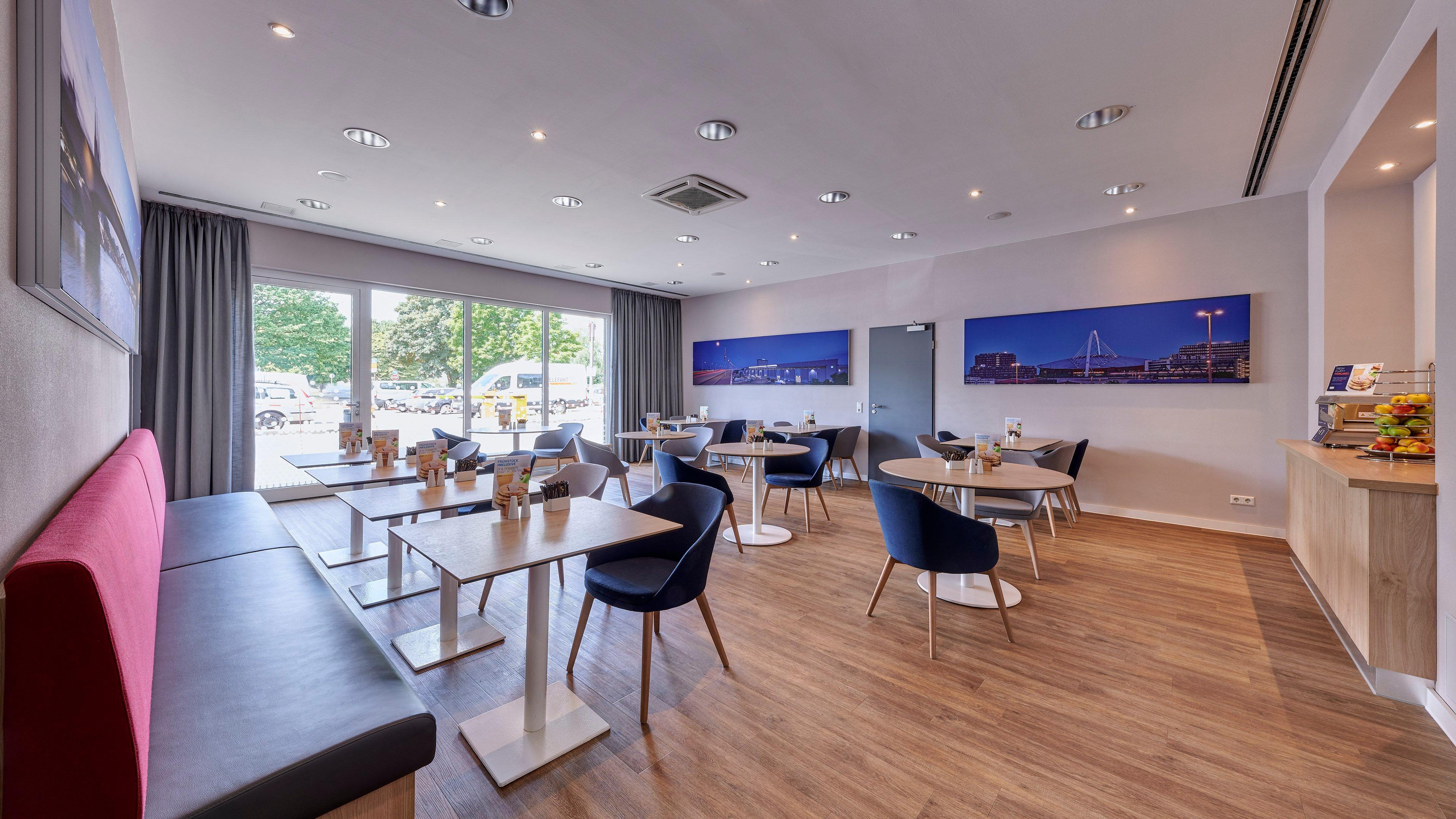Express Muelheim By Ihg Hotel 3*
