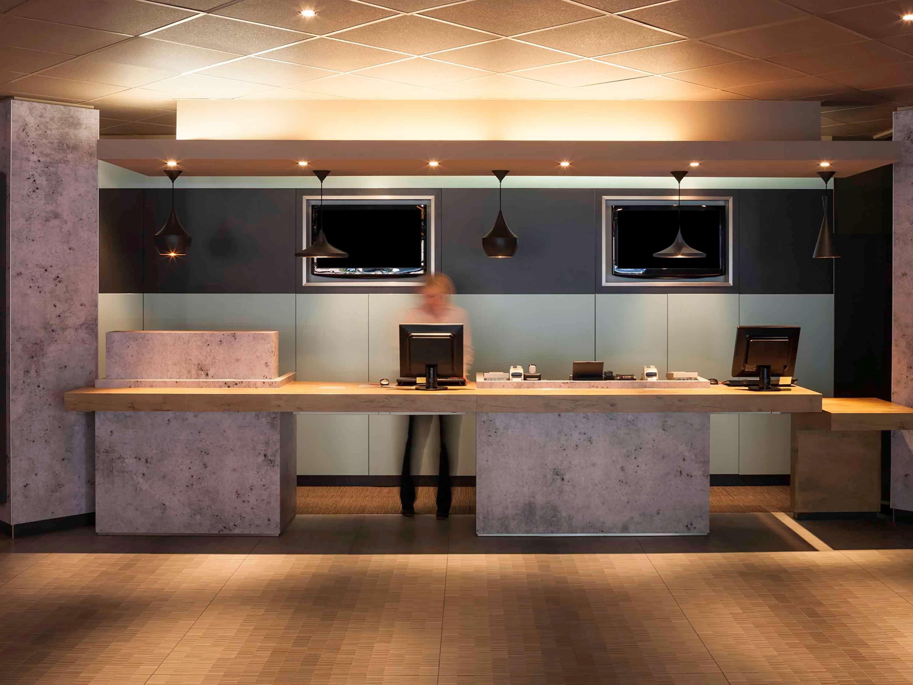 Ibis Koeln Airport Hotel