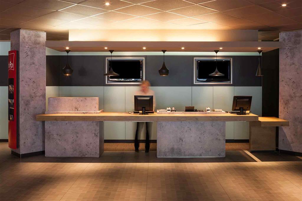 Ibis Koeln Airport 3*