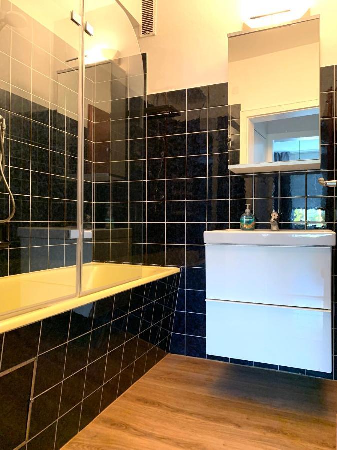 Apartamento Schöne 3-zimmer-wohnung In Köln-brück Colonia