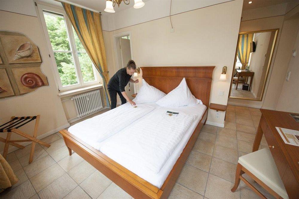 Xii Apostel 3* Keulen