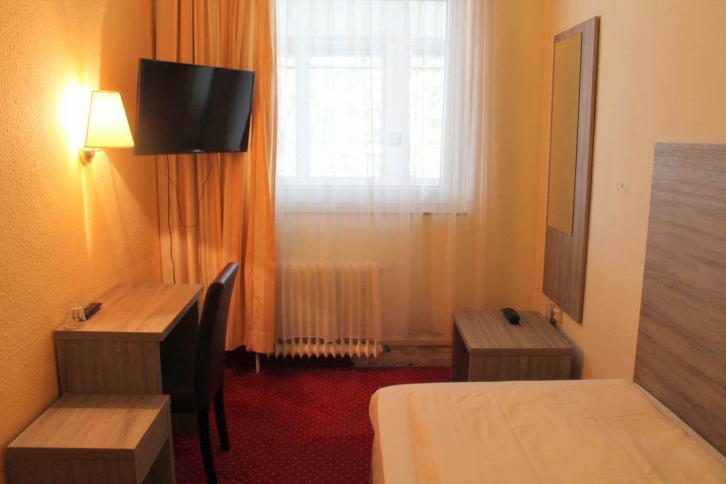 Hotel Lorien