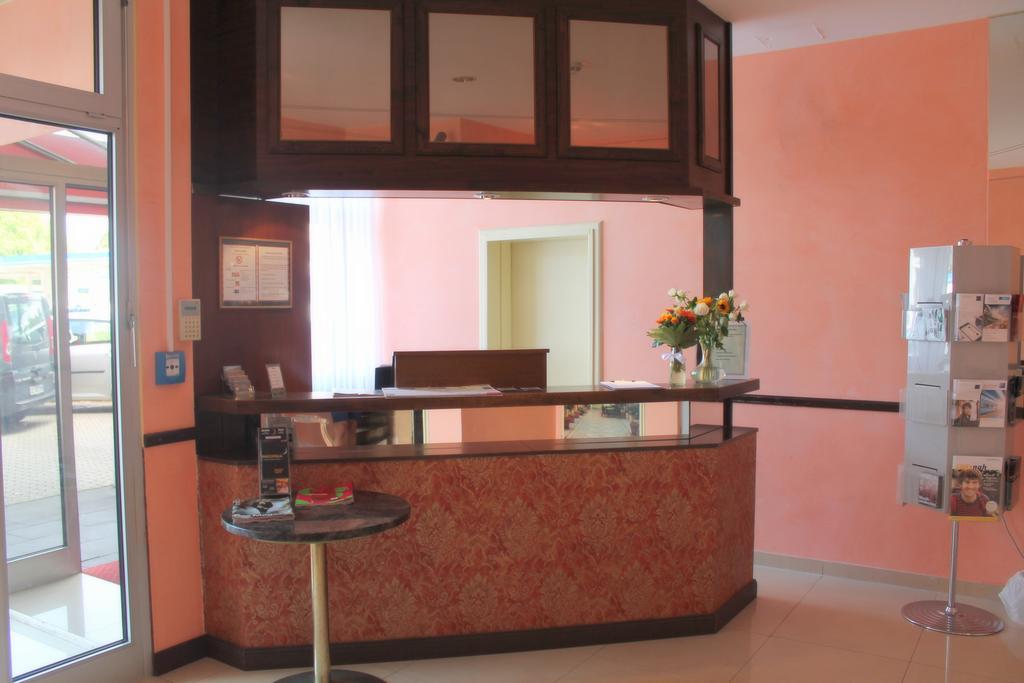 Hotel Lorien