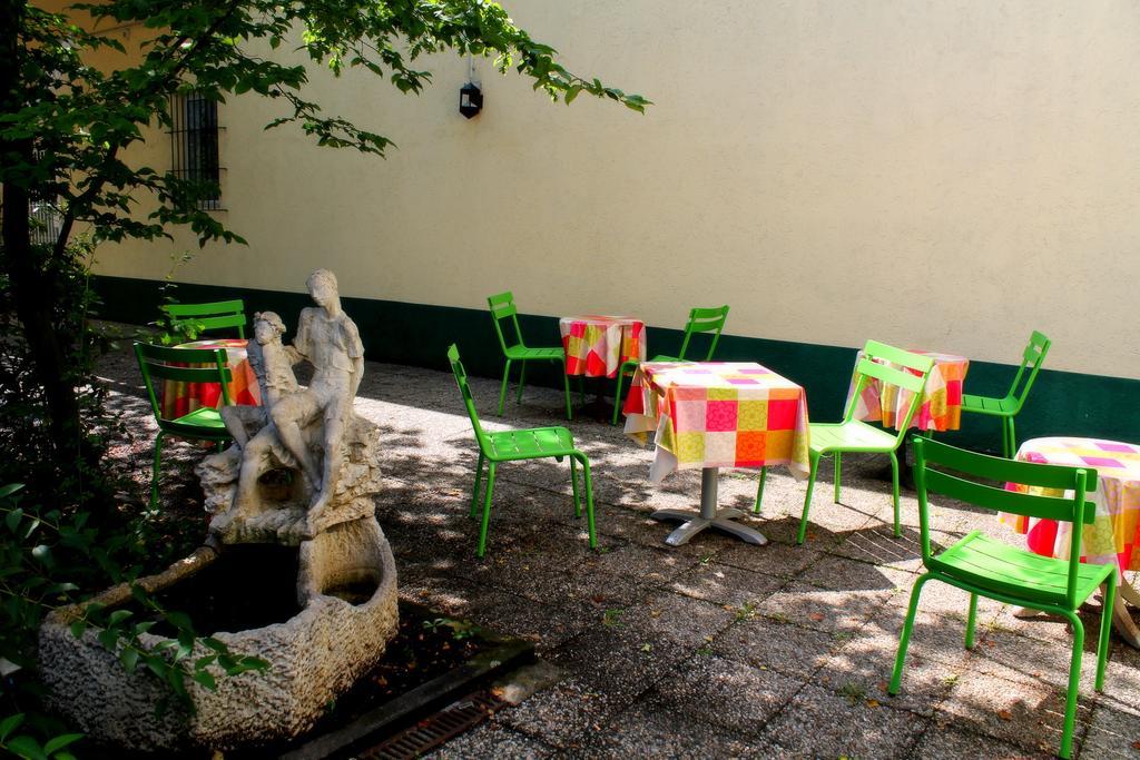 Hotel Lorien 3*