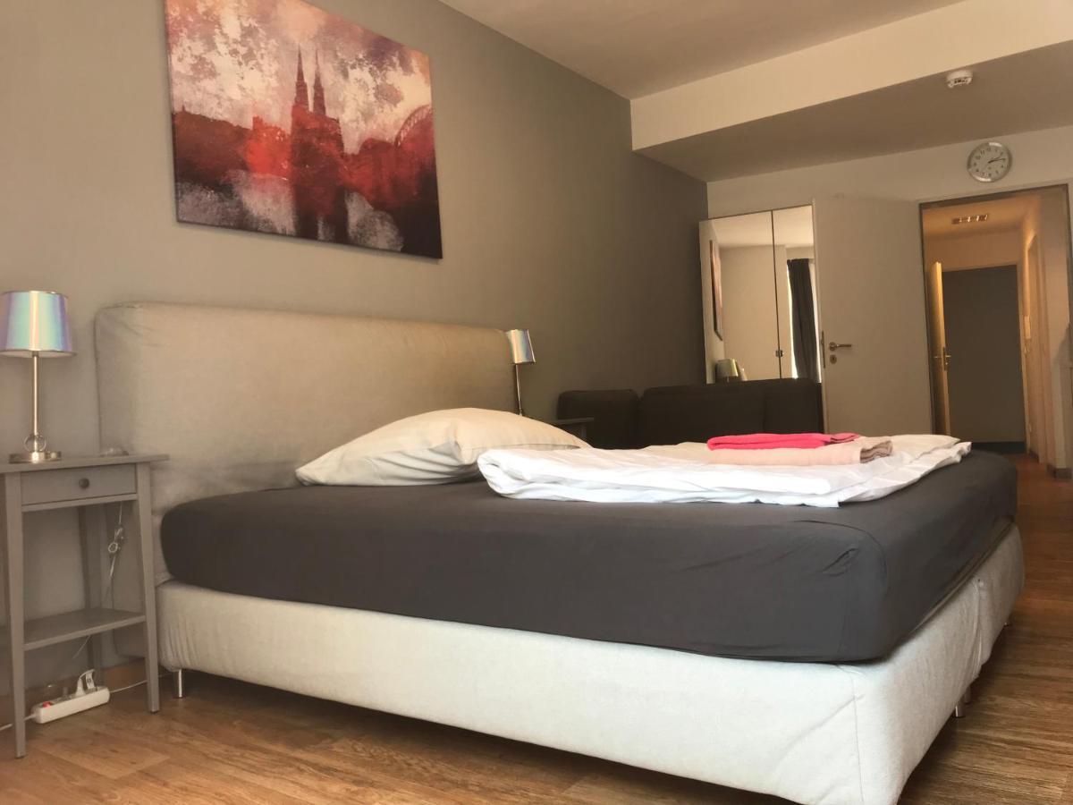 Am Dom Apartment *
