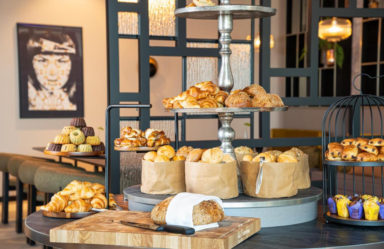 Leonardo Royal Bonn Airport Hotel 4*