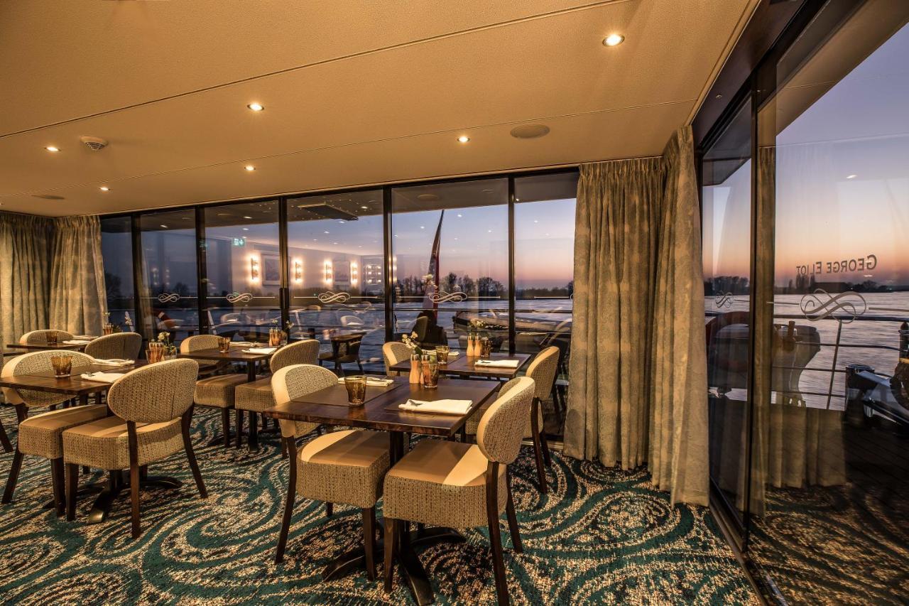 Viva Riverside 4 Hotel 4*