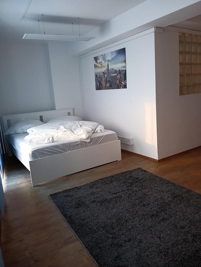 Sleepwell5 Apartamento Colonia