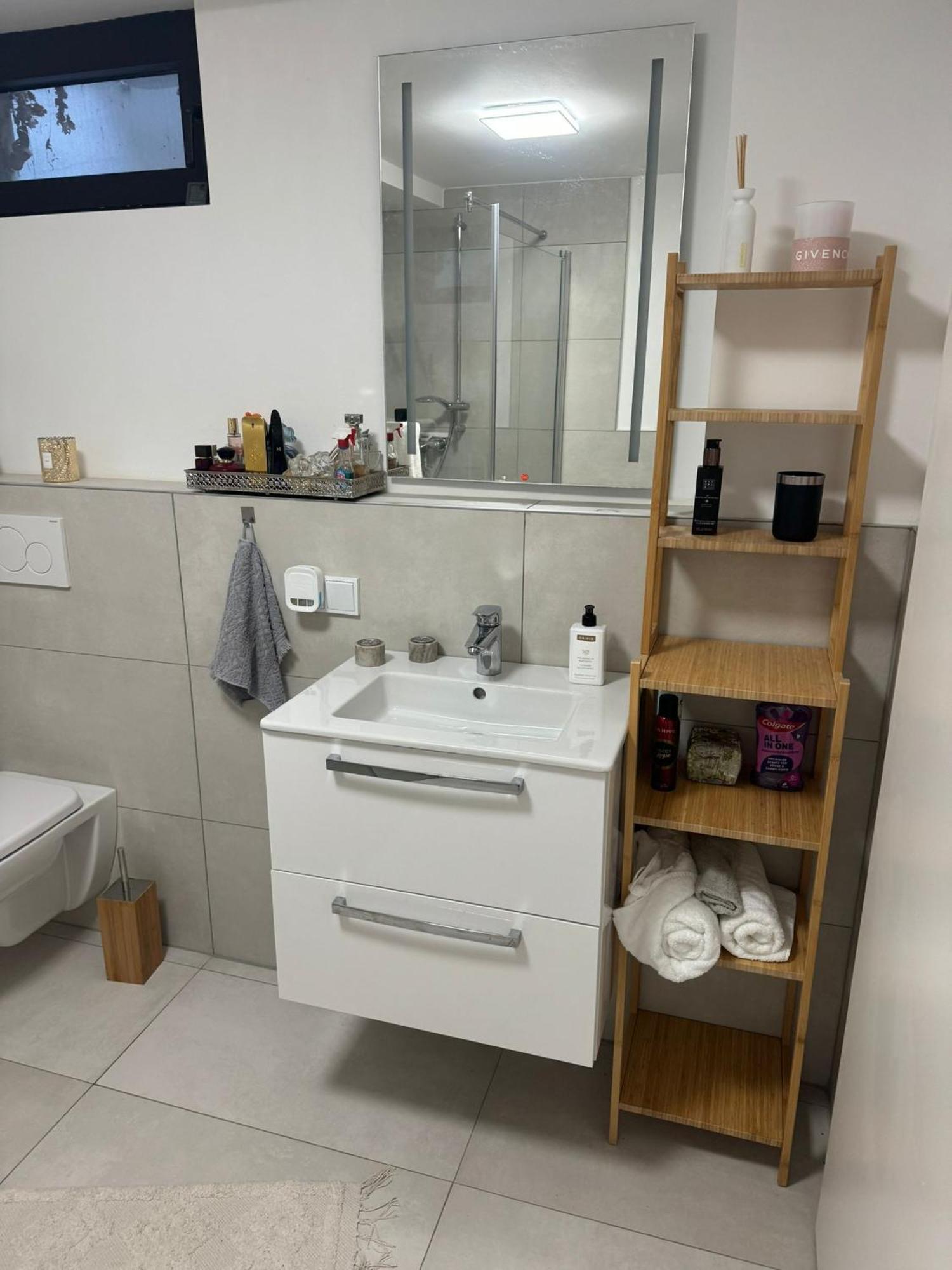Apartamento Souterrain Koeln Heimersdorf *