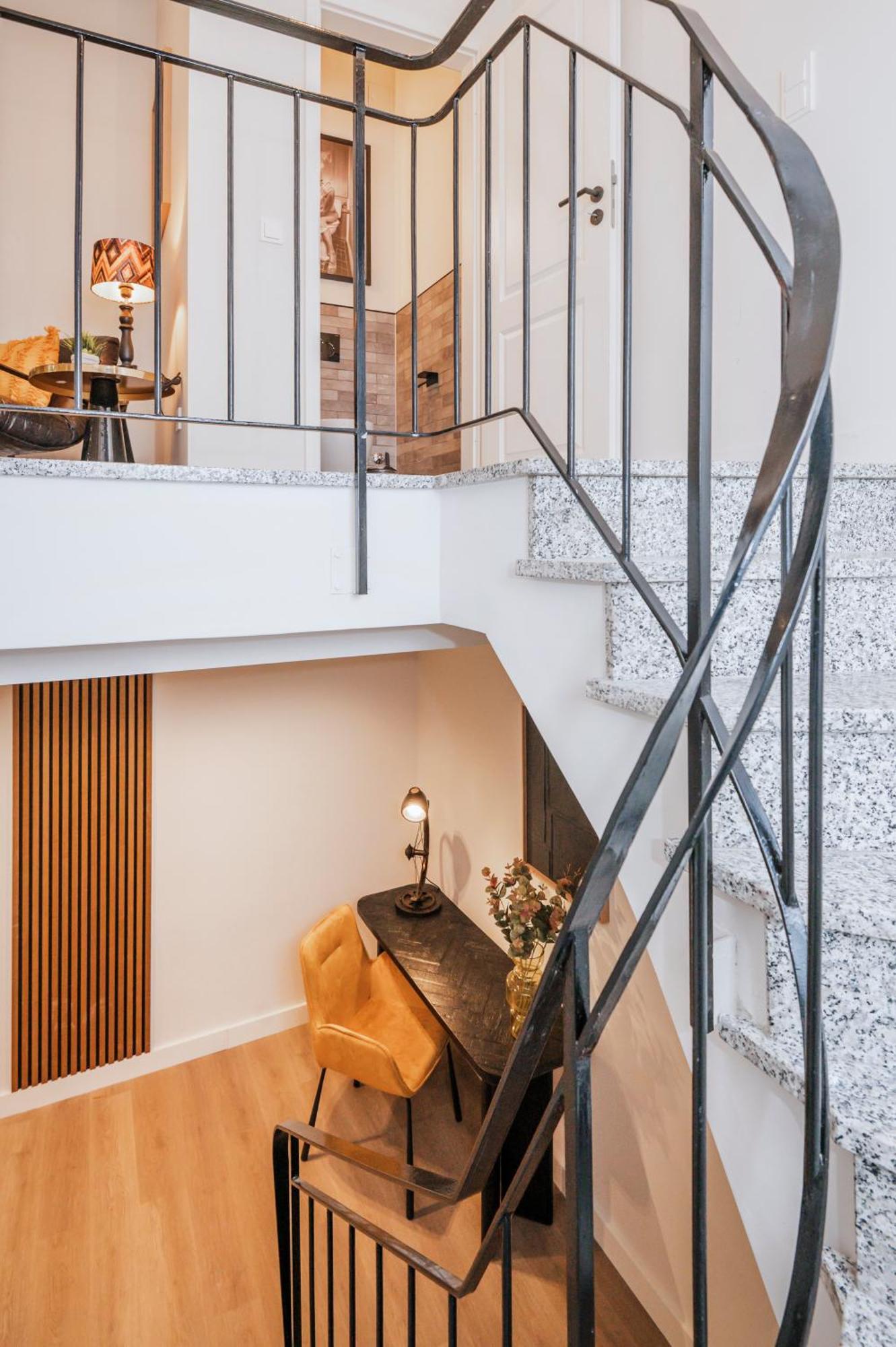 Apartment S331 - Luxurious Two Bedroom Duplex In *