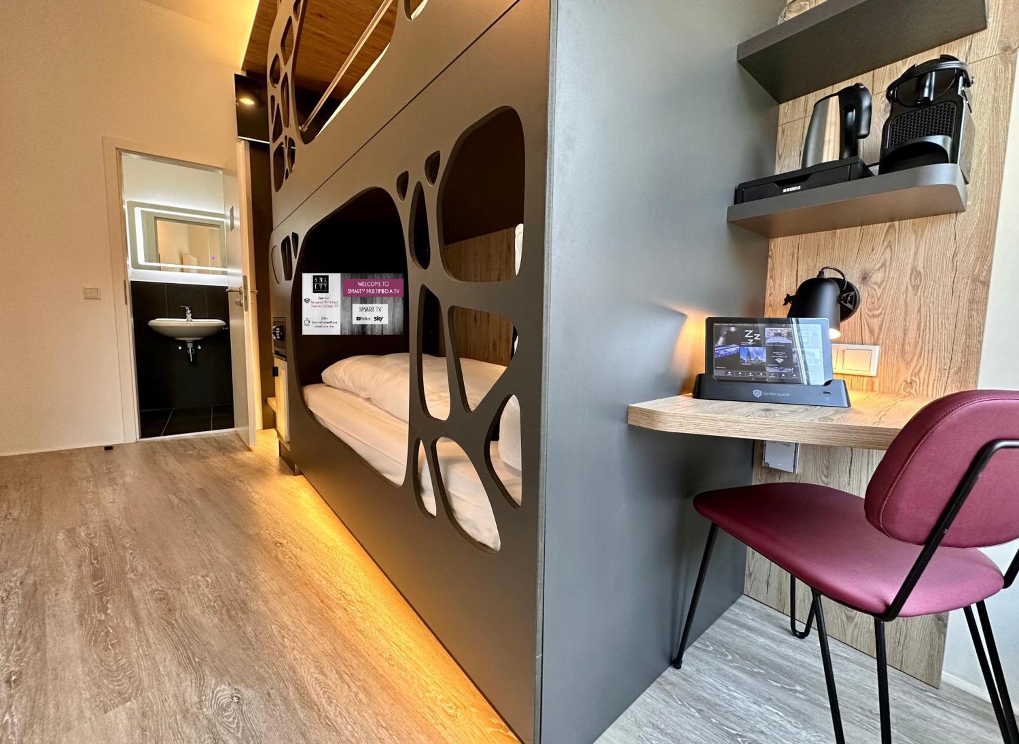 Smarty Dom - Boardinghouse - Kontaktloser Self Check-in Hotel