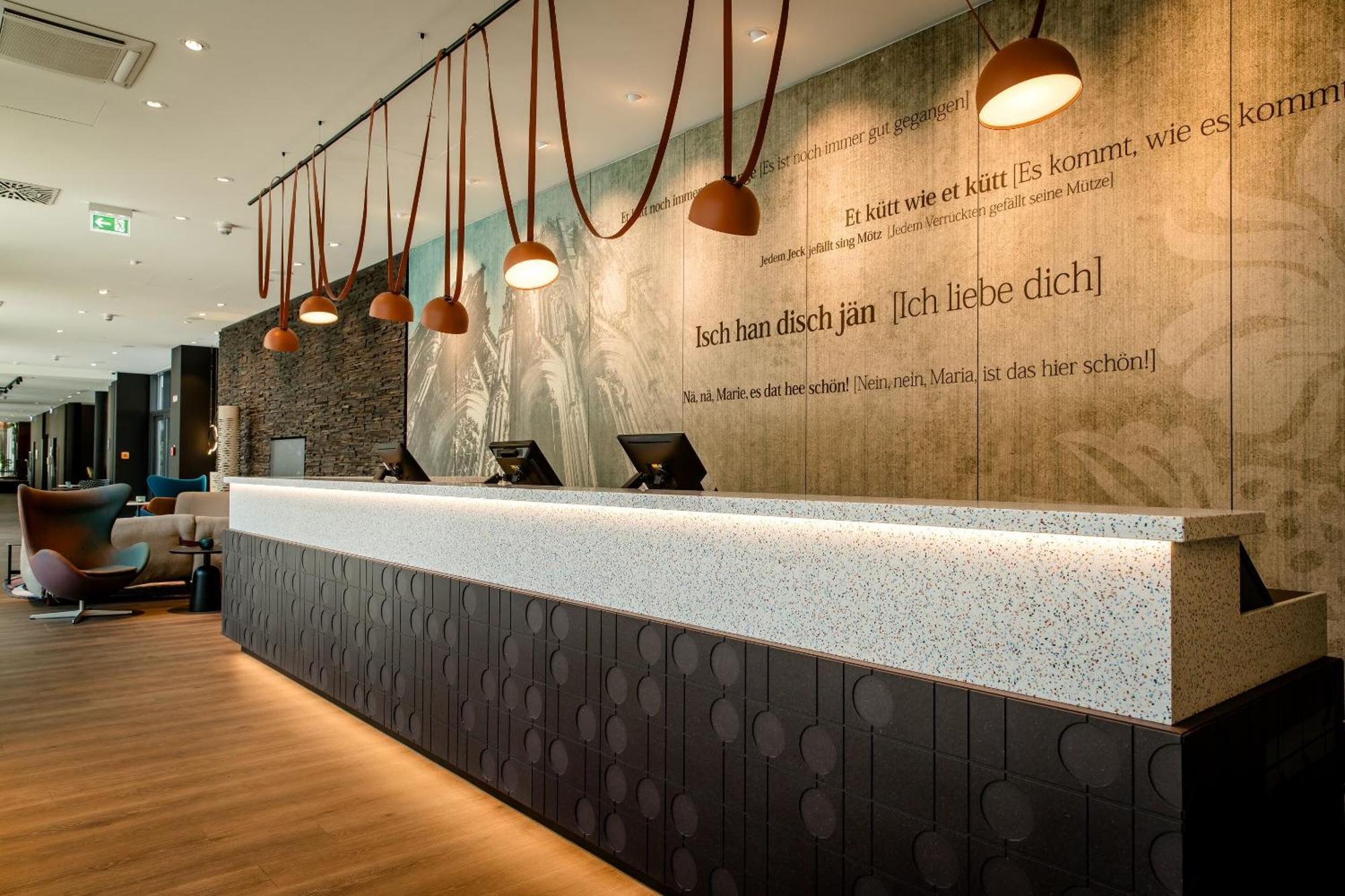 One Koeln-mediapark Hotel 3*