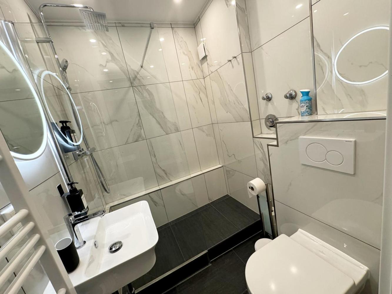 Spot Zimmer24frei In Apartamento Colónia