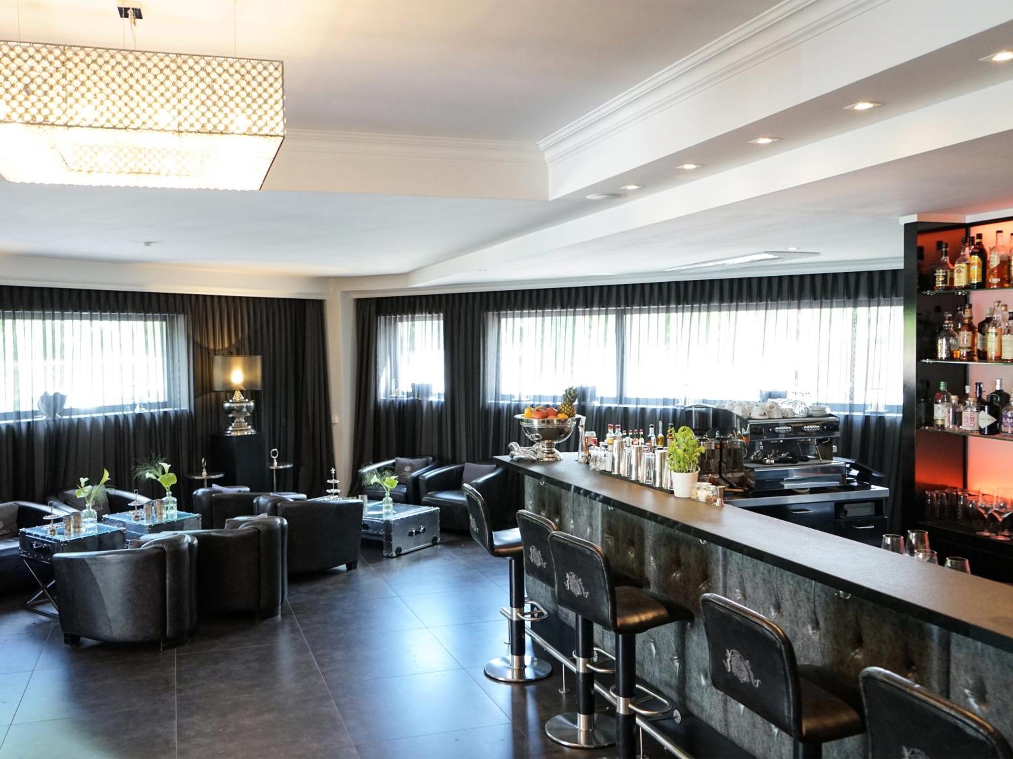Hotel Rheinblick 4*