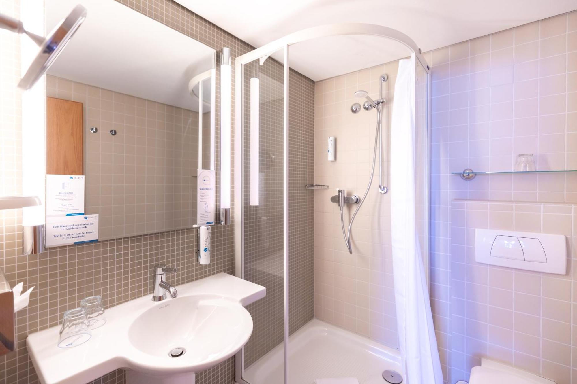 Select Silence Garden Hotel 4*