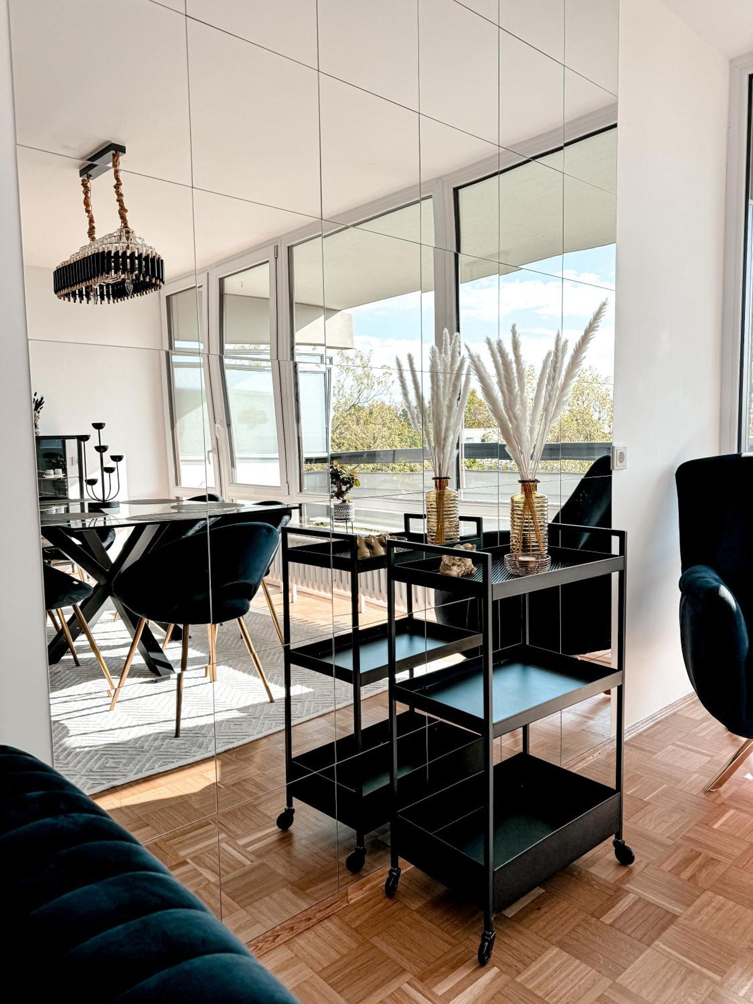 Moderne 110 M2 Grosse Gold Night * Cologne