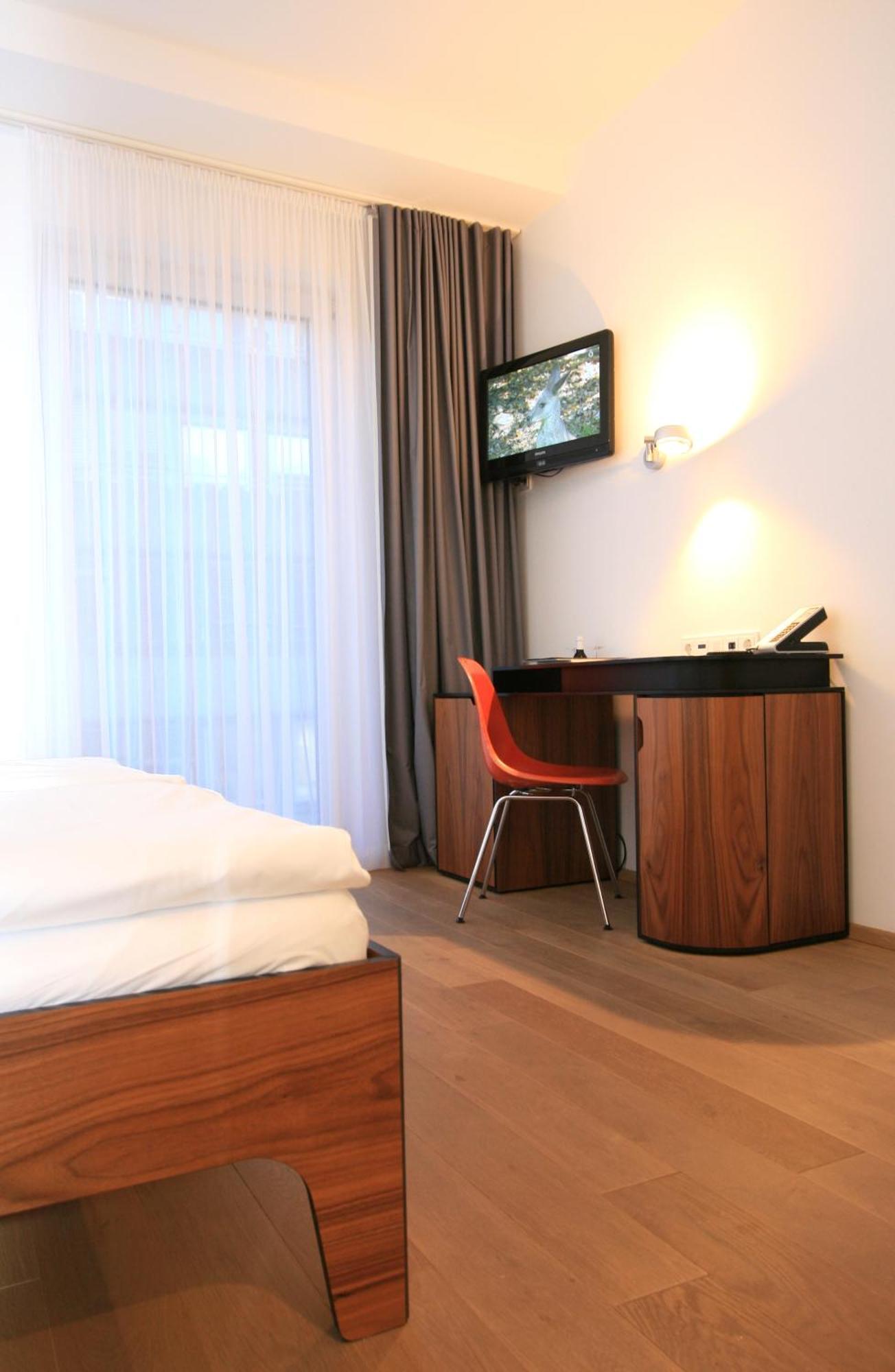Chelsea 3* Köln