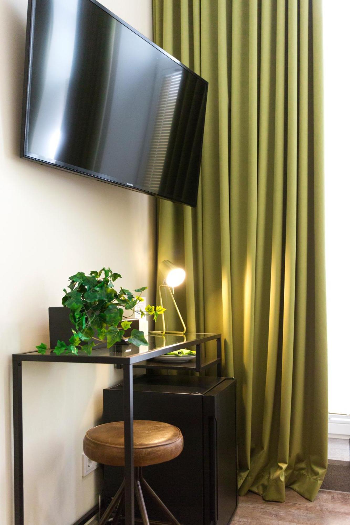 Hotel 1st Floor Koeln 2 4*