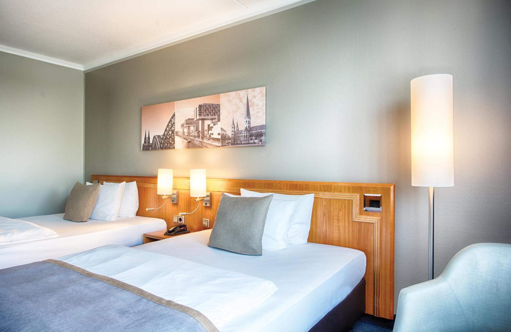 Hotel Leonardo Bonn Airport 4*