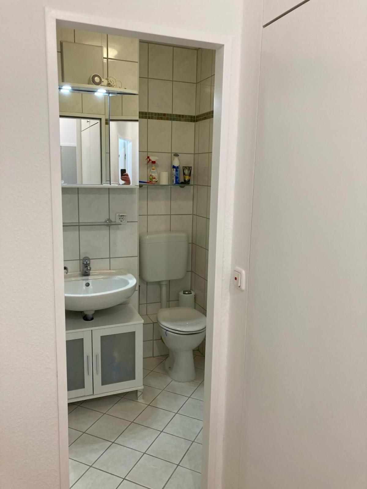 Bonbon Nerstr Vollstaendig Eingerichtetes Mit Parkplatz Apartment