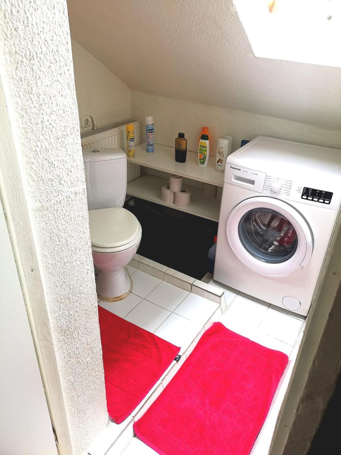 Privat In Zwei-zimmer-wohnung Als 2er Wg Habitación en casa particular