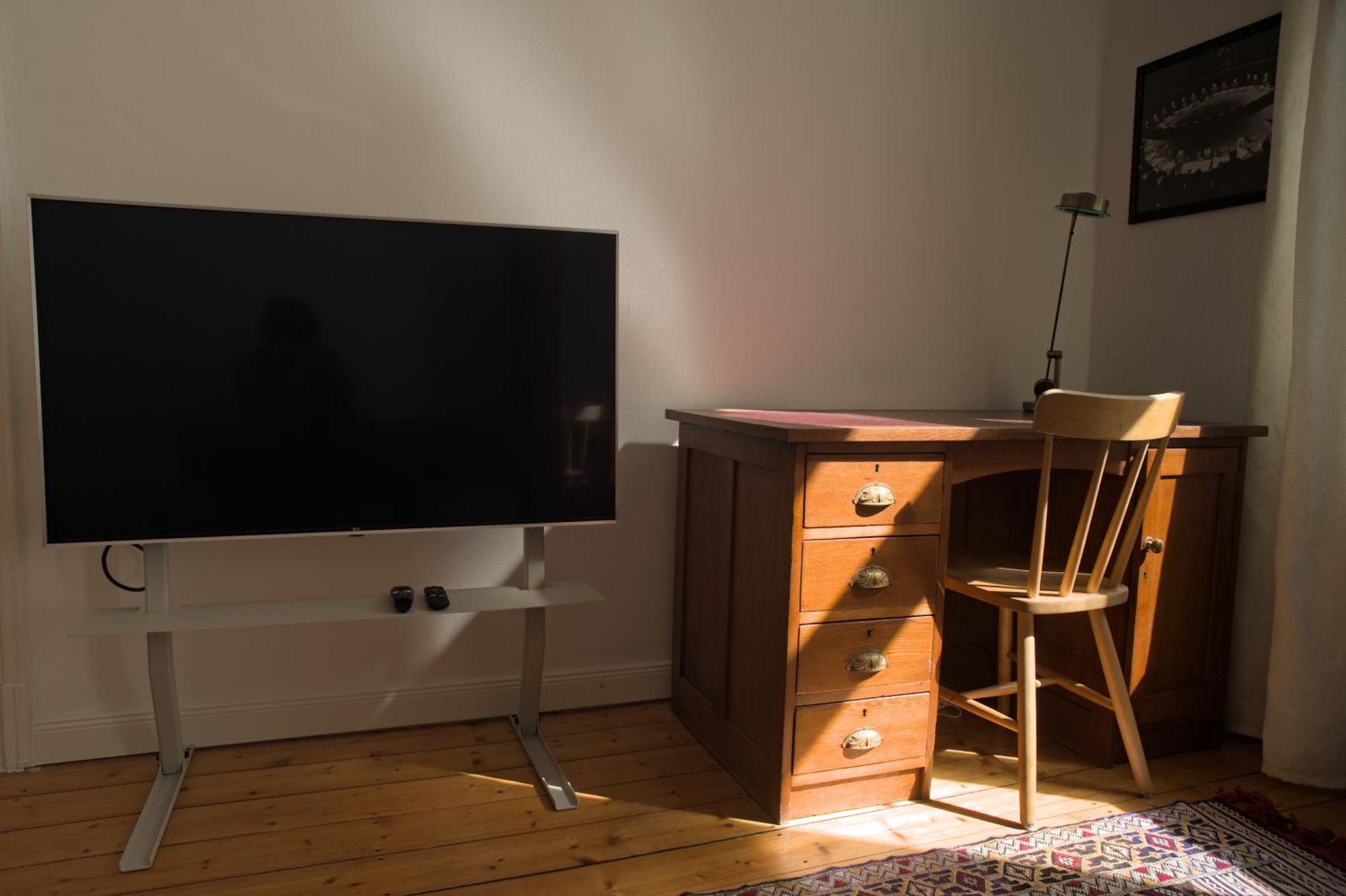 Ruhiges Altbau-apartment In Bester Lage *