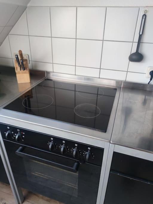 Komfort Citytrain Messe Business Erholung Wifi Mit Magentatv Bis 4 Pers Apartment