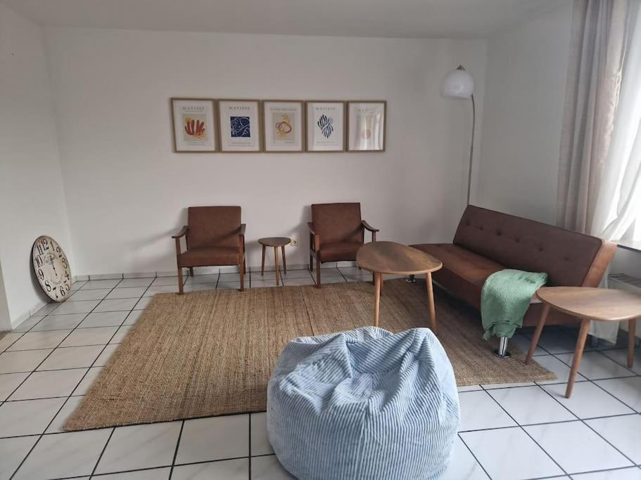 Apartment Duplex With Patio Near Exhibition Messe *